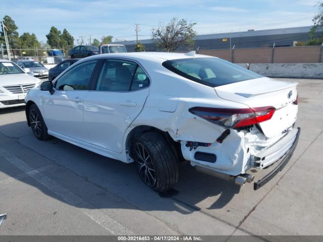 Photo 2 VIN: 4T1G31AK7NU595095 - TOYOTA CAMRY 