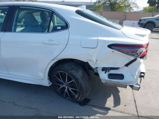 Photo 5 VIN: 4T1G31AK7NU595095 - TOYOTA CAMRY 