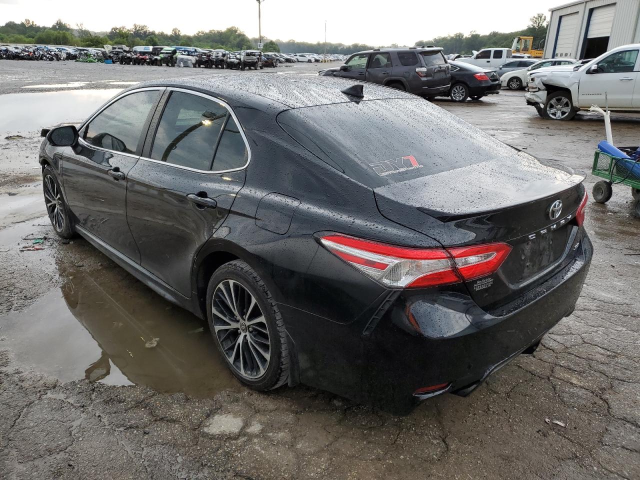 Photo 1 VIN: 4T1J11AK0LU984363 - TOYOTA CAMRY 