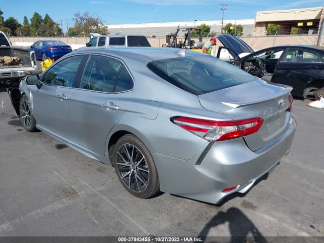 Photo 2 VIN: 4T1J11AKXLU388306 - TOYOTA CAMRY 