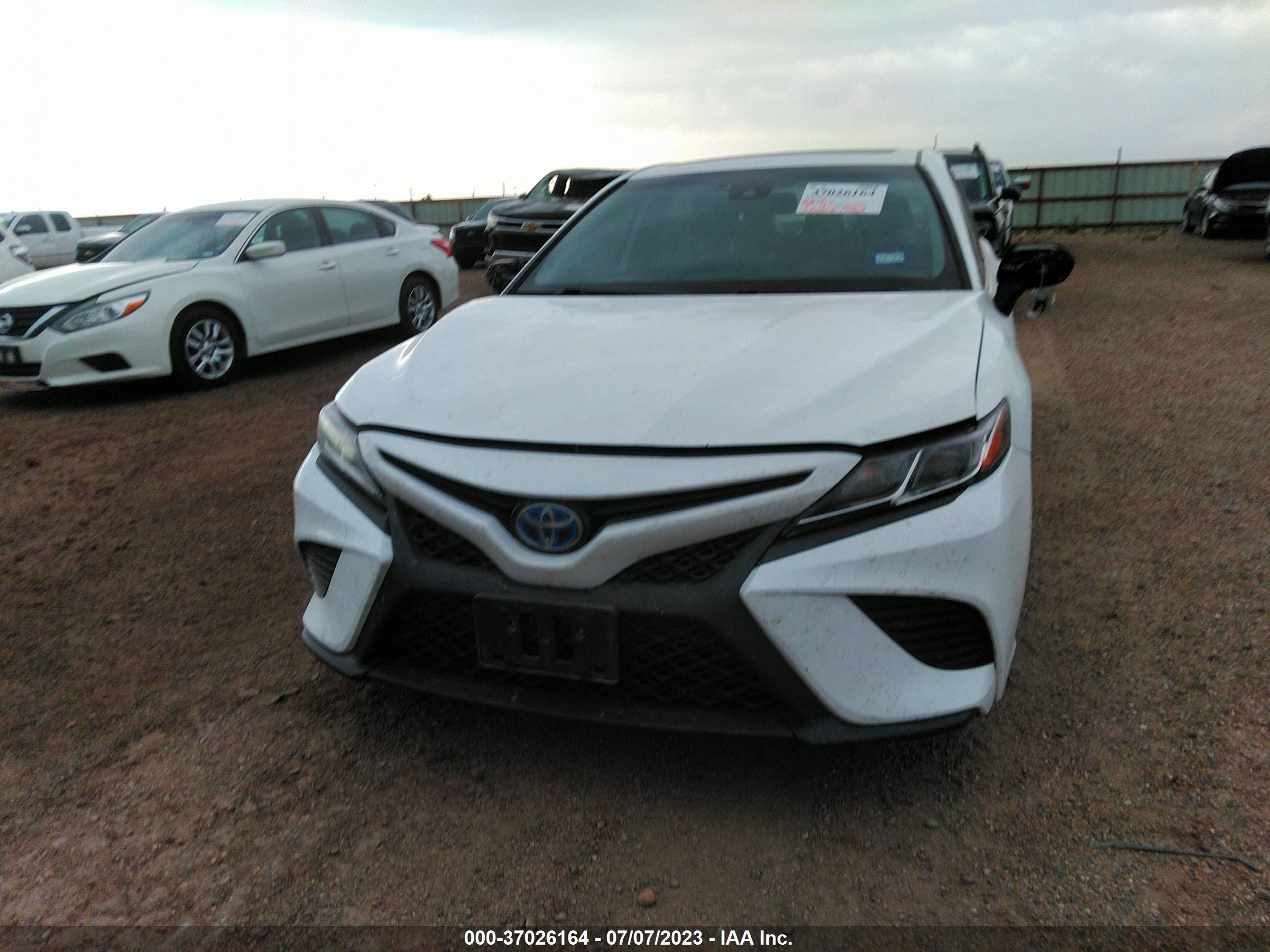 Photo 11 VIN: 4T1J31AK1LU546252 - TOYOTA CAMRY 