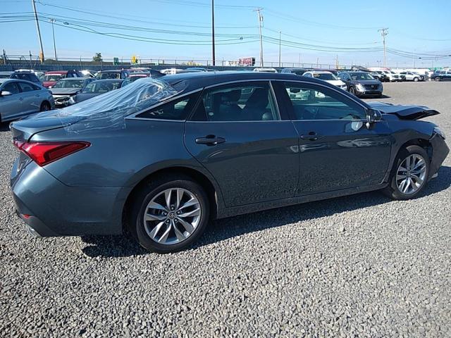 Photo 3 VIN: 4T1JZ1FB4NU082383 - TOYOTA AVALON XLE 