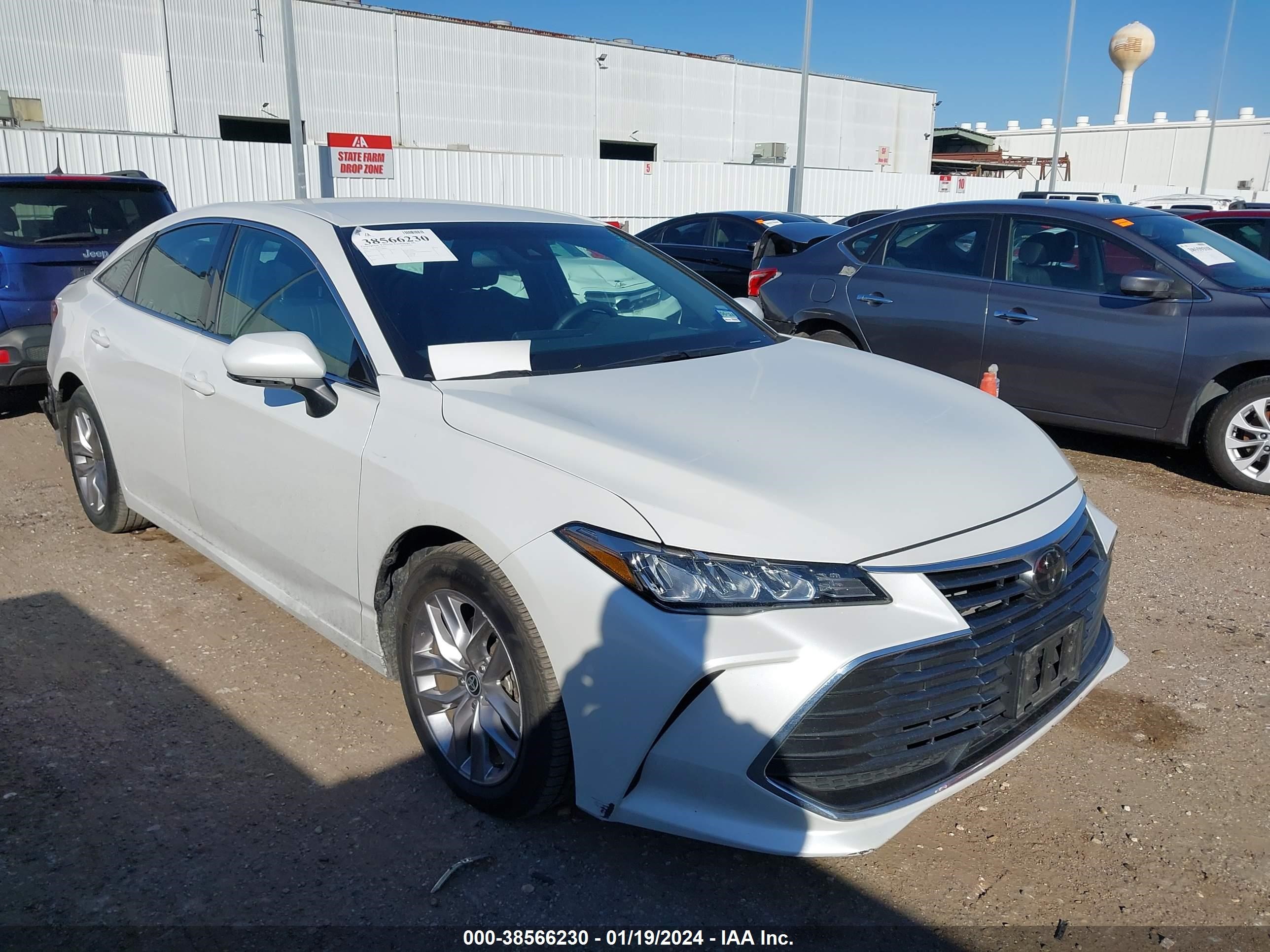 Photo 0 VIN: 4T1JZ1FB4NU088863 - TOYOTA AVALON 