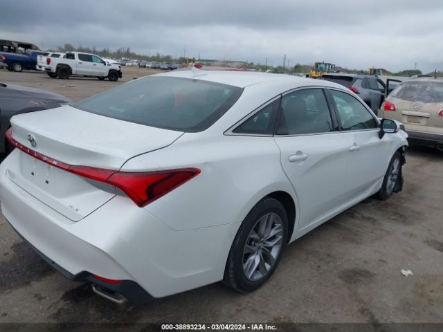 Photo 3 VIN: 4T1JZ1FB9LU039865 - TOYOTA AVALON 