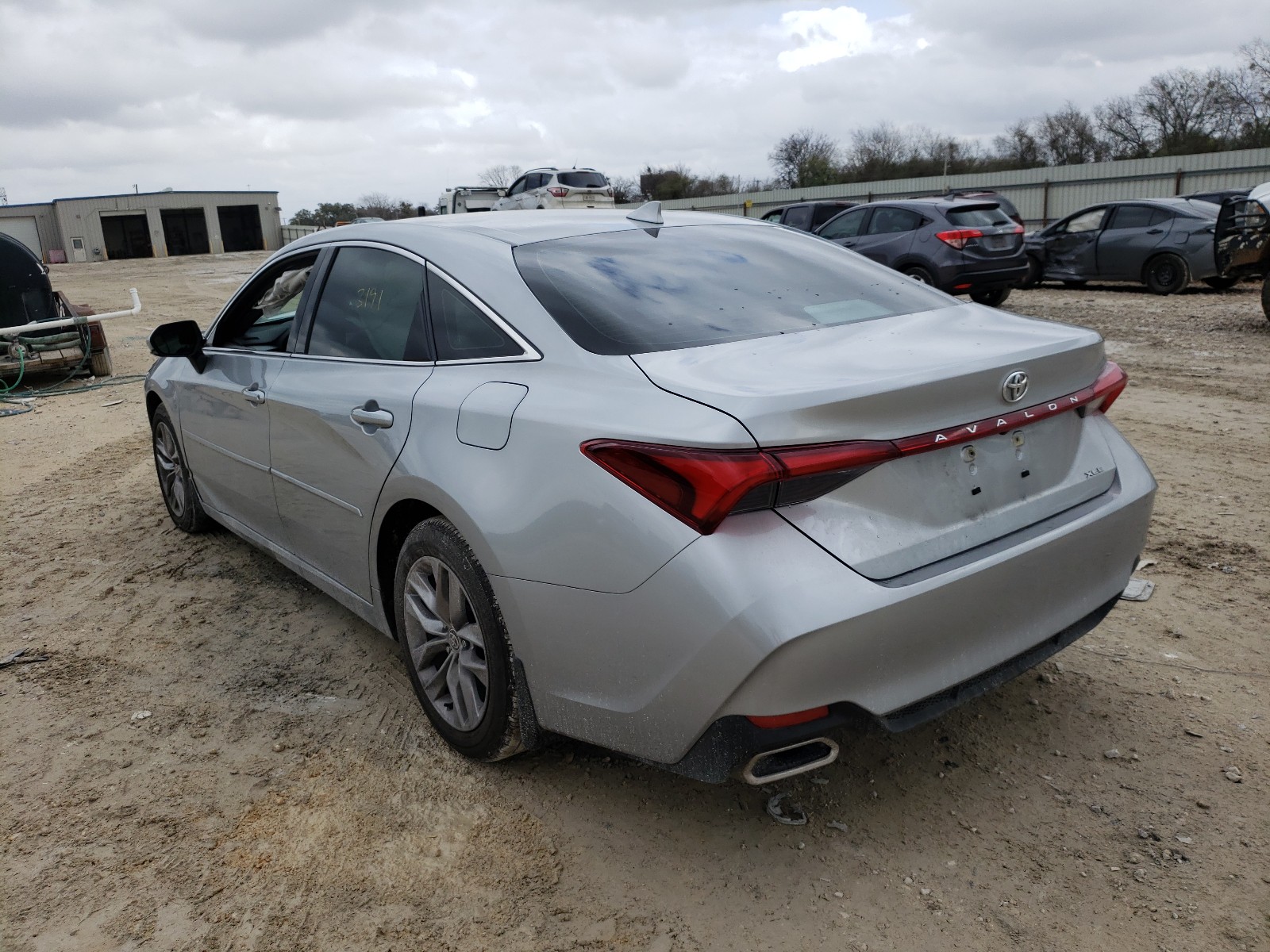 Photo 2 VIN: 4T1JZ1FBXLU054097 - TOYOTA AVALON XLE 