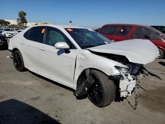 Photo 3 VIN: 4T1K31AK0RU623495 - TOYOTA CAMRY XSE 