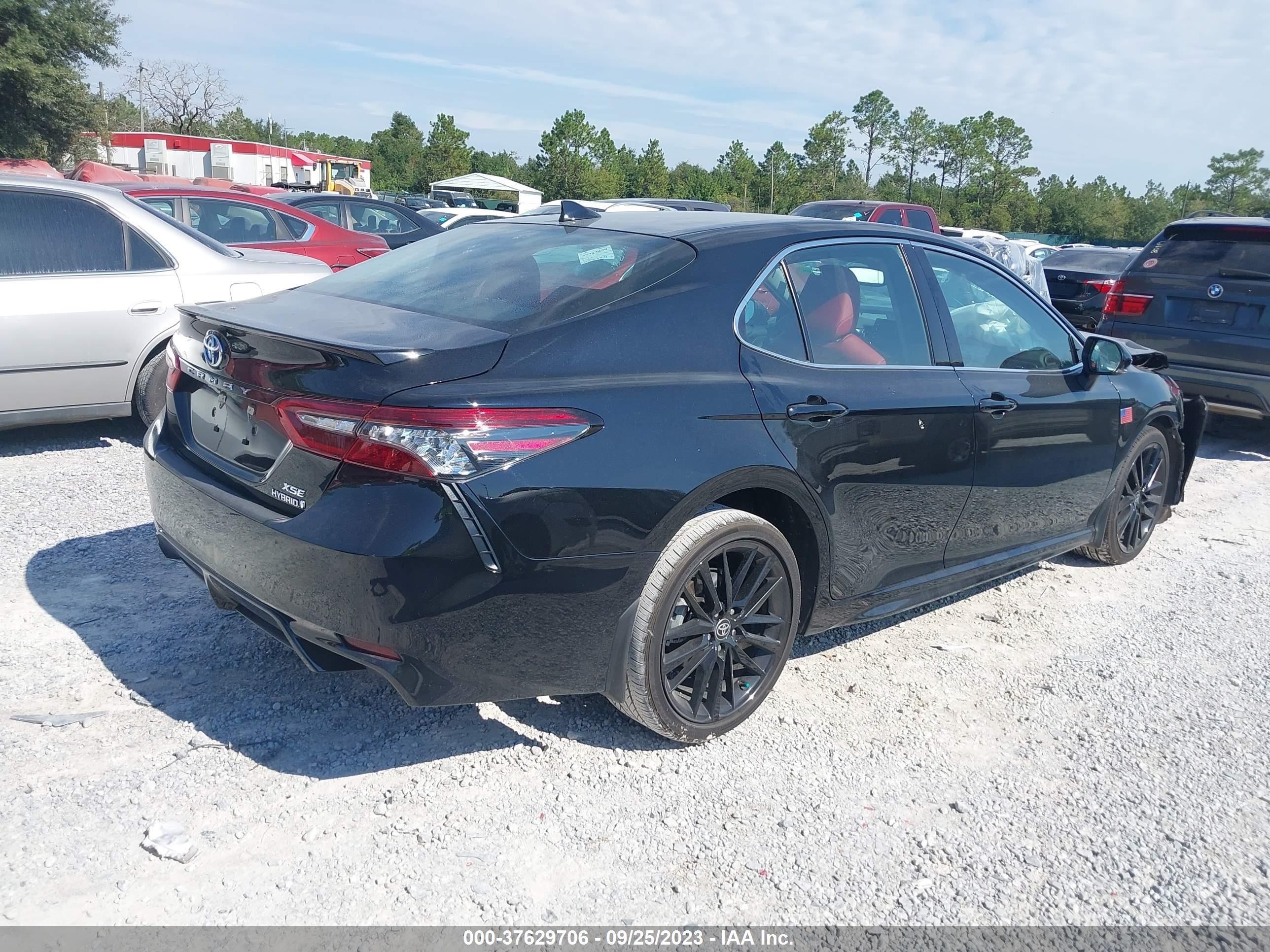 Photo 3 VIN: 4T1K31AK2NU039531 - TOYOTA CAMRY 