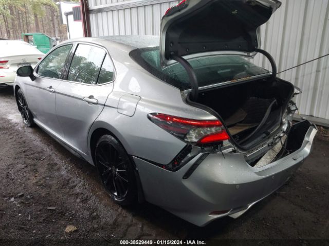 Photo 2 VIN: 4T1K31AK3NU572438 - TOYOTA CAMRY 