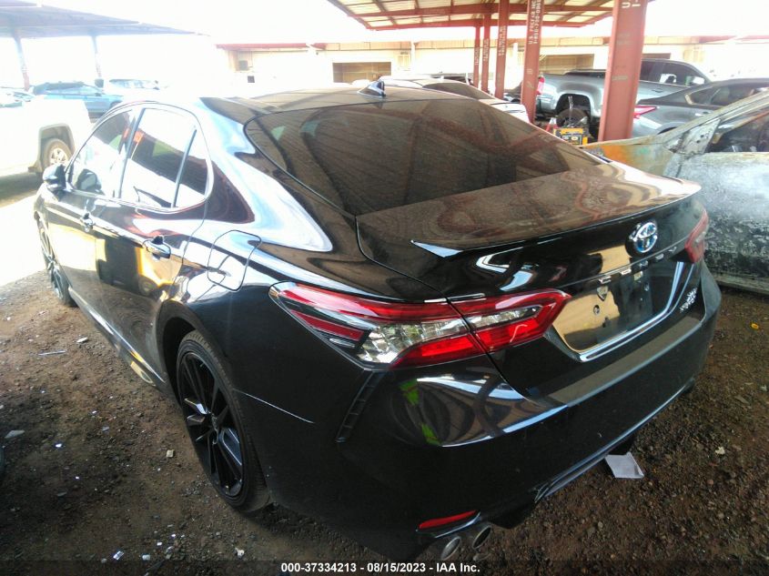 Photo 2 VIN: 4T1K31AK4NU595081 - TOYOTA CAMRY 