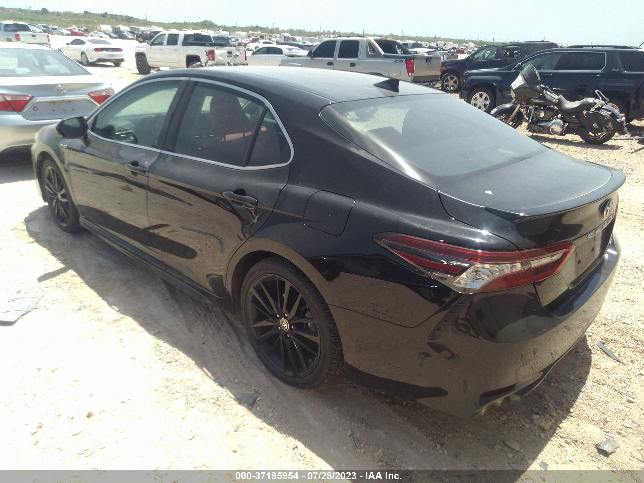 Photo 2 VIN: 4T1K31AK5MU567059 - TOYOTA CAMRY 