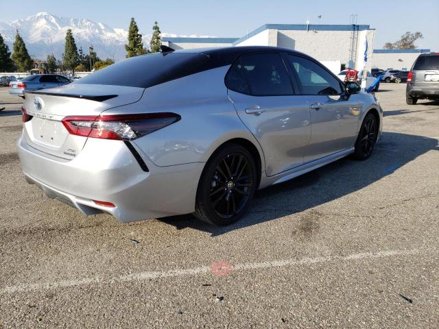 Photo 2 VIN: 4T1K31AK5NU041385 - TOYOTA CAMRY XSE 