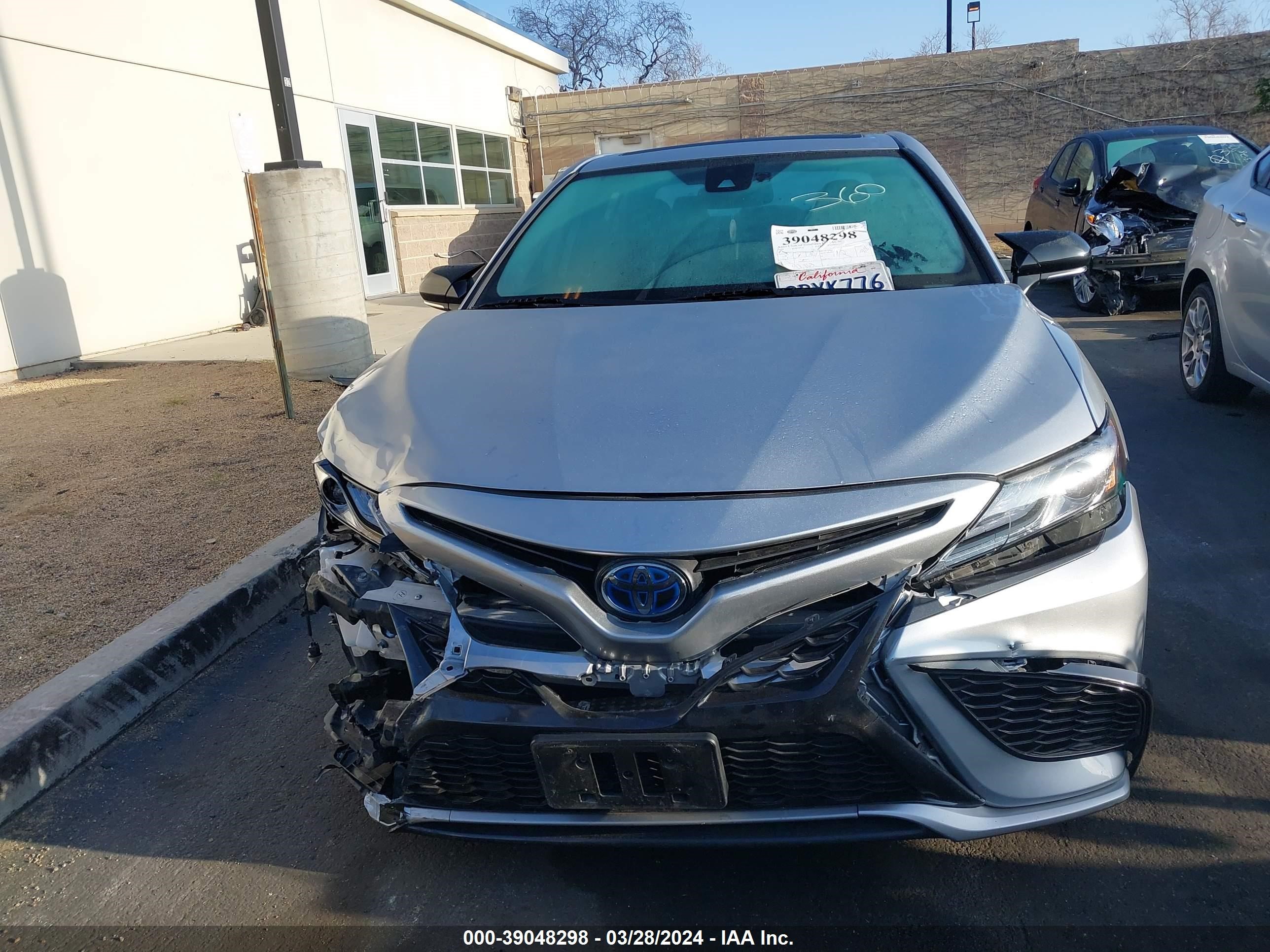 Photo 12 VIN: 4T1K31AK5NU594067 - TOYOTA CAMRY 