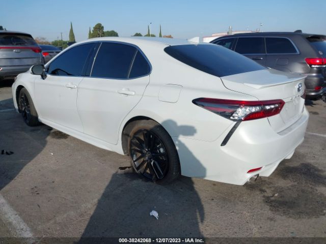 Photo 2 VIN: 4T1K31AK7NU035796 - TOYOTA CAMRY 