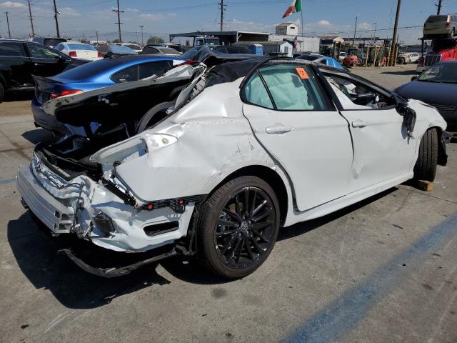 Photo 2 VIN: 4T1K31AK7NU043994 - TOYOTA CAMRY XSE 