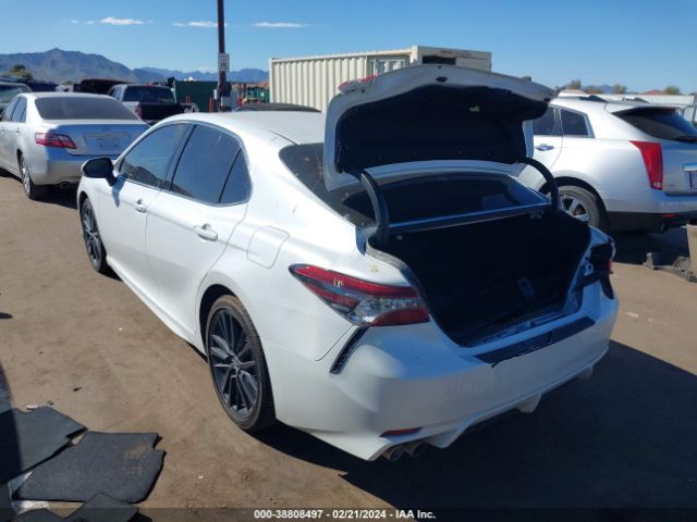 Photo 2 VIN: 4T1K31AK7NU594345 - TOYOTA CAMRY 