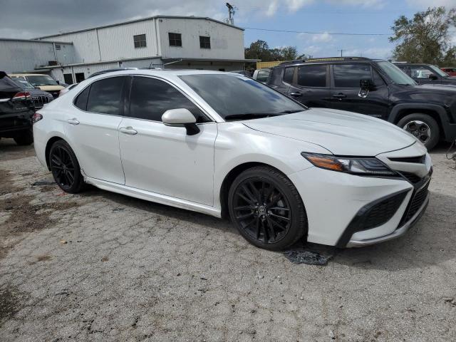 Photo 3 VIN: 4T1K31AK9MU556713 - TOYOTA CAMRY XSE 