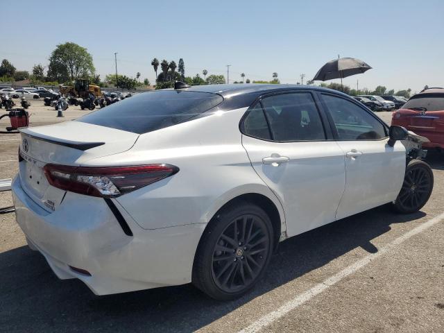 Photo 2 VIN: 4T1K31AKXNU038918 - TOYOTA CAMRY XSE 