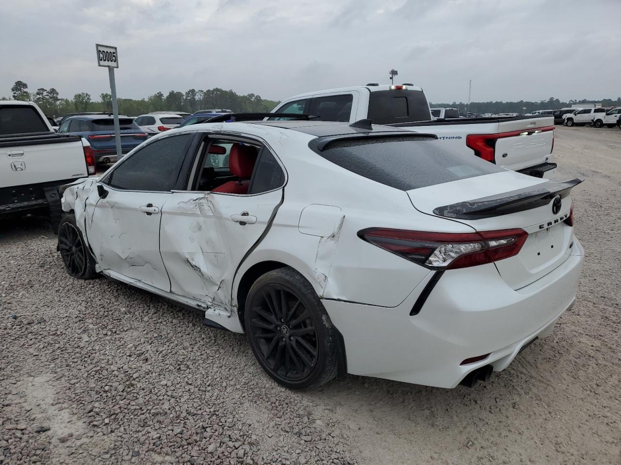 Photo 2 VIN: 4T1K61AK1MU426870 - TOYOTA CAMRY 