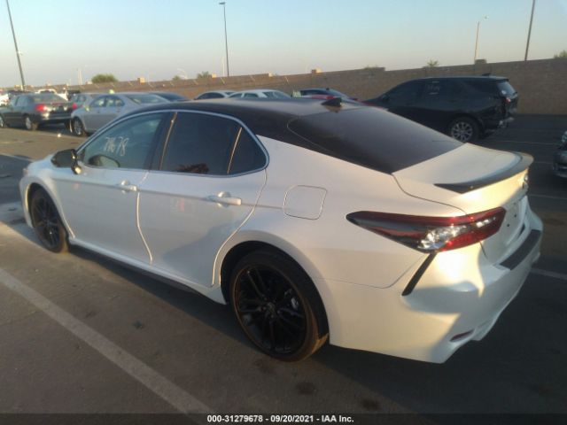 Photo 2 VIN: 4T1K61AK1MU588708 - TOYOTA CAMRY 