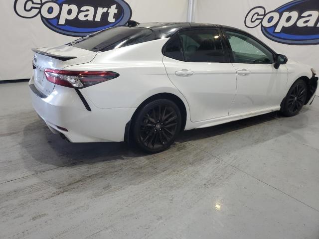 Photo 2 VIN: 4T1K61AK2MU471557 - TOYOTA CAMRY XSE 