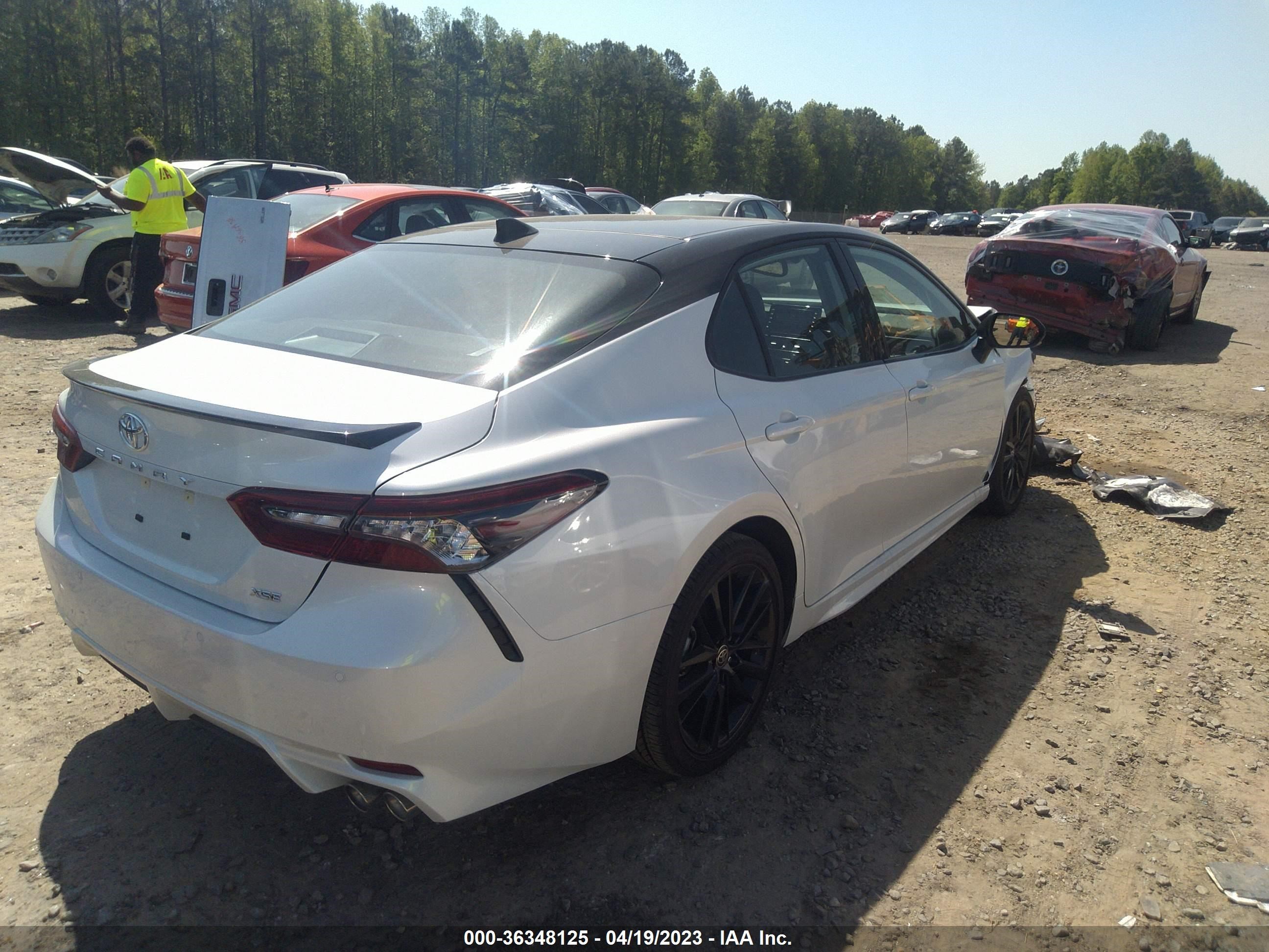 Photo 3 VIN: 4T1K61AK2PU089940 - TOYOTA CAMRY 