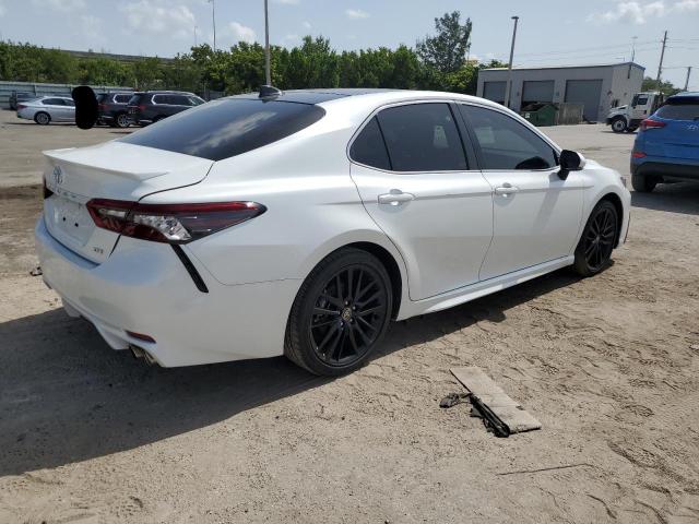 Photo 2 VIN: 4T1K61AK2PU106980 - TOYOTA CAMRY XSE 