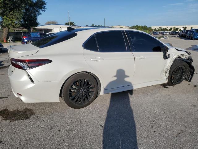 Photo 2 VIN: 4T1K61AK3NU005900 - TOYOTA CAMRY 