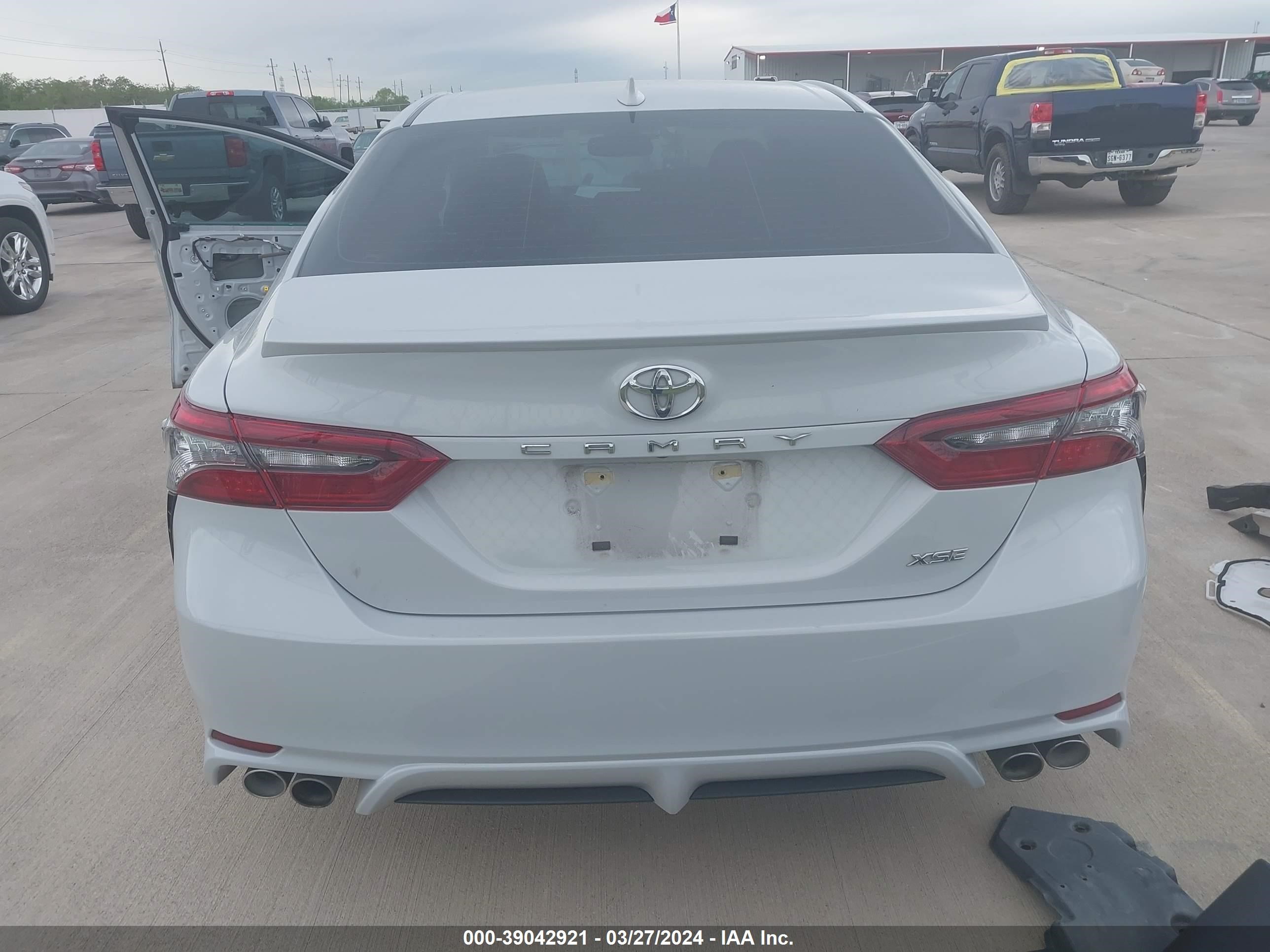 Photo 16 VIN: 4T1K61AK3NU030778 - TOYOTA CAMRY 