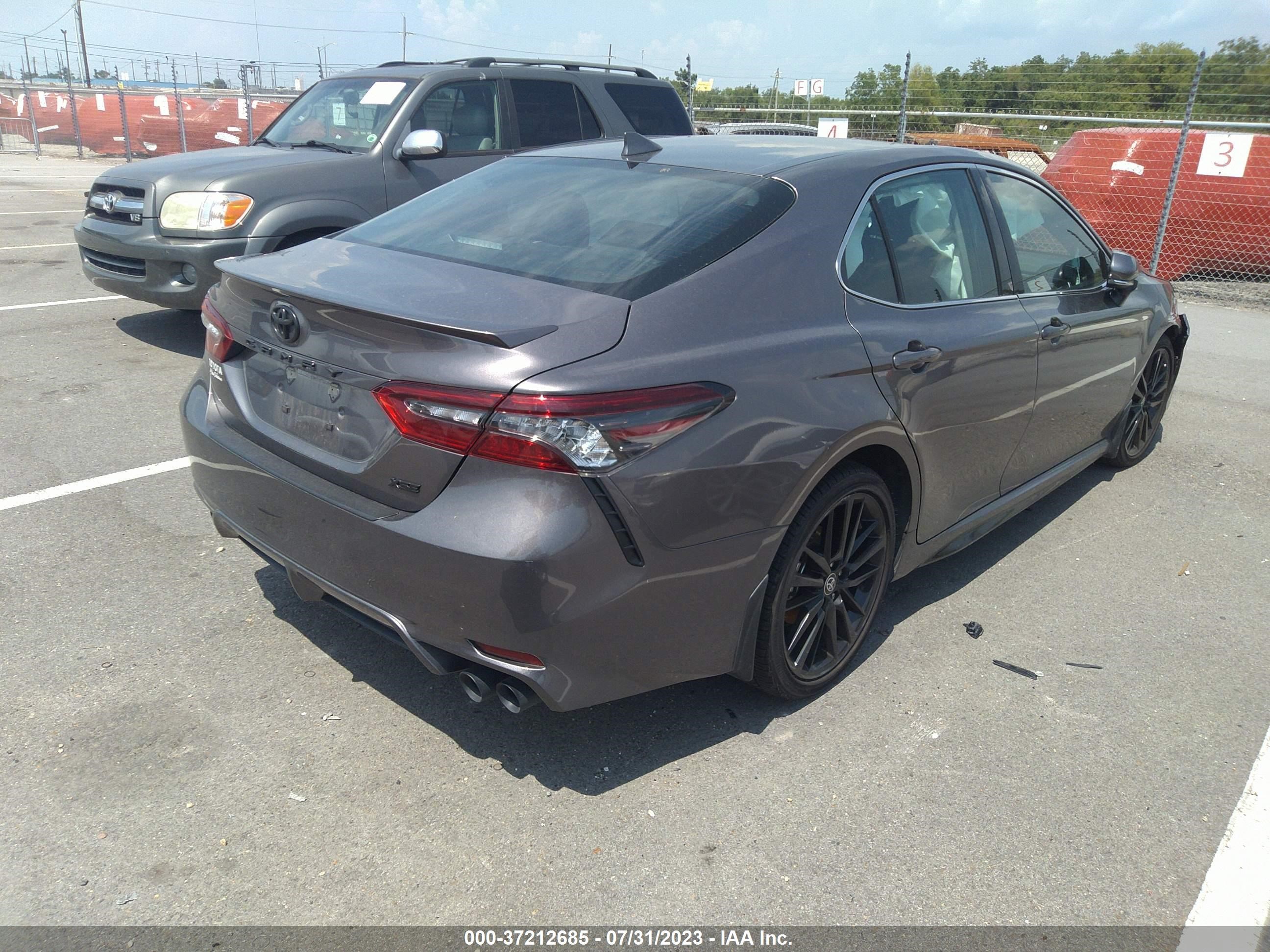 Photo 3 VIN: 4T1K61AK3PU086609 - TOYOTA CAMRY 