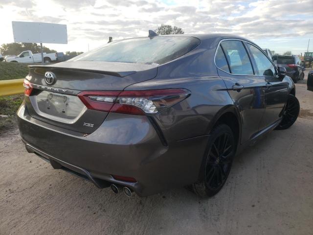 Photo 2 VIN: 4T1K61AK5MU585813 - TOYOTA CAMRY XSE 