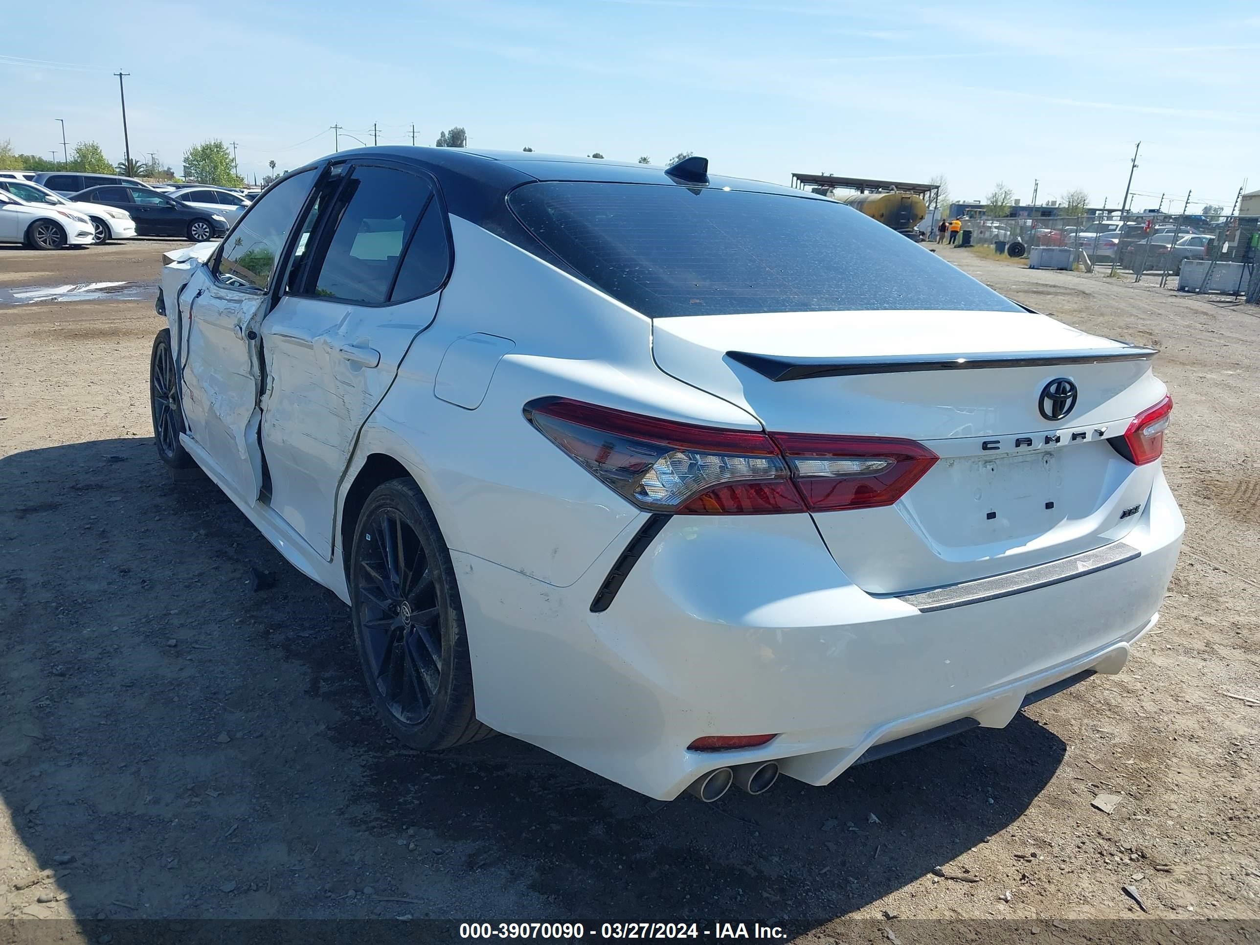 Photo 2 VIN: 4T1K61AK6MU433233 - TOYOTA CAMRY 