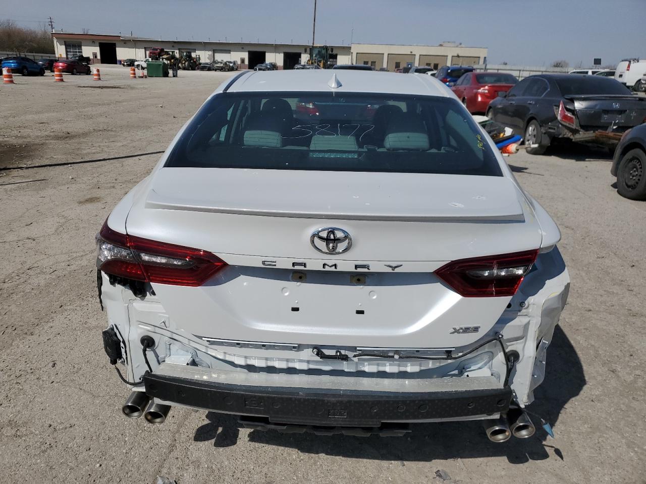 Photo 5 VIN: 4T1K61AK6MU570558 - TOYOTA CAMRY 