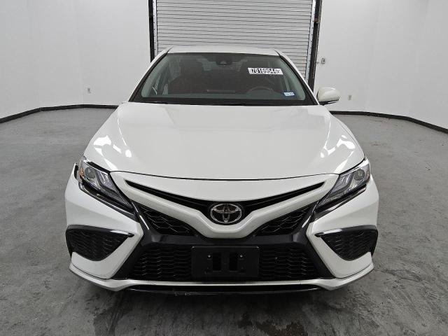 Photo 4 VIN: 4T1K61AK7PU103539 - TOYOTA CAMRY XSE 