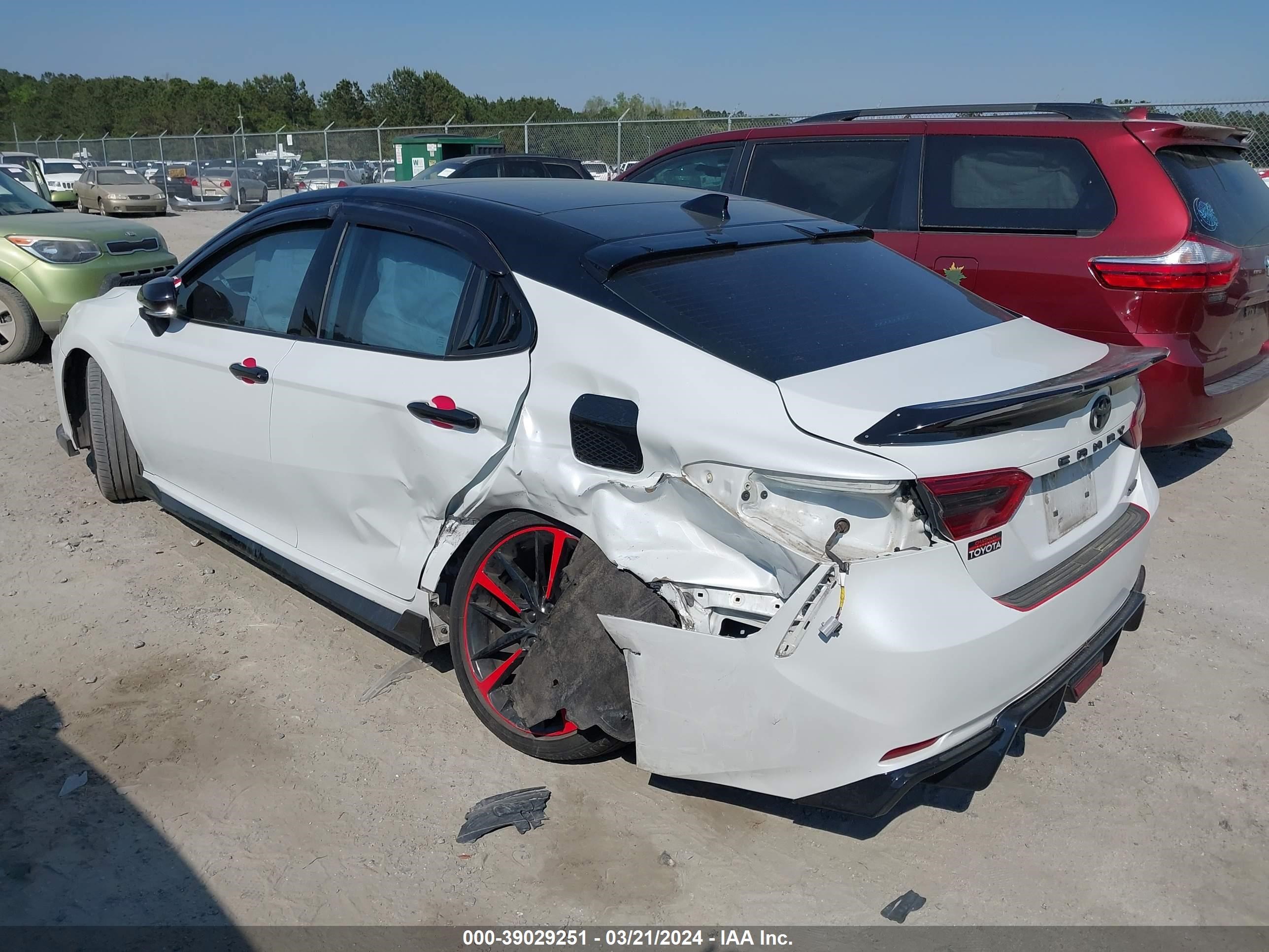 Photo 2 VIN: 4T1K61AK8LU334928 - TOYOTA CAMRY 