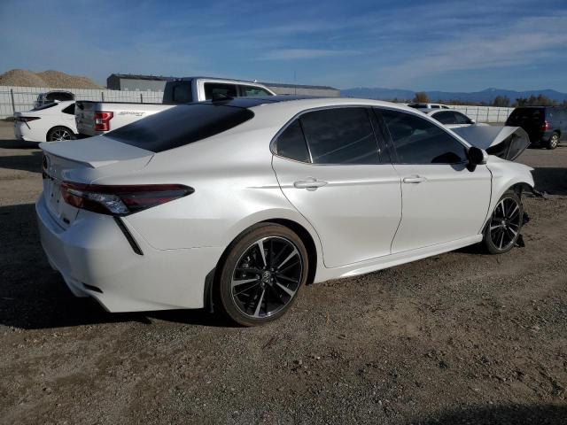 Photo 2 VIN: 4T1K61AK9LU387850 - TOYOTA CAMRY XSE 