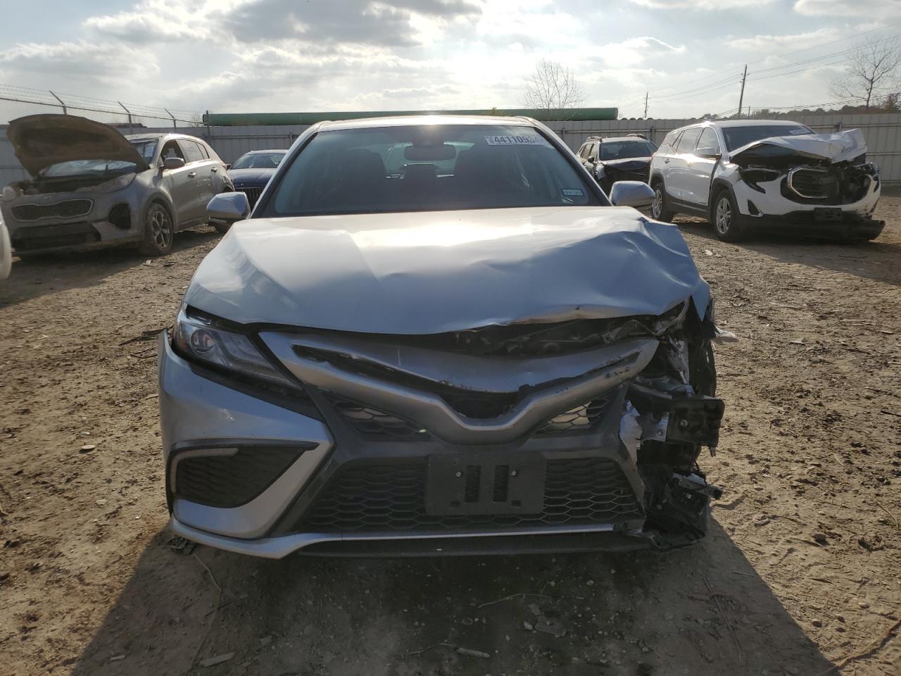 Photo 4 VIN: 4T1K61AK9PU147302 - TOYOTA CAMRY 