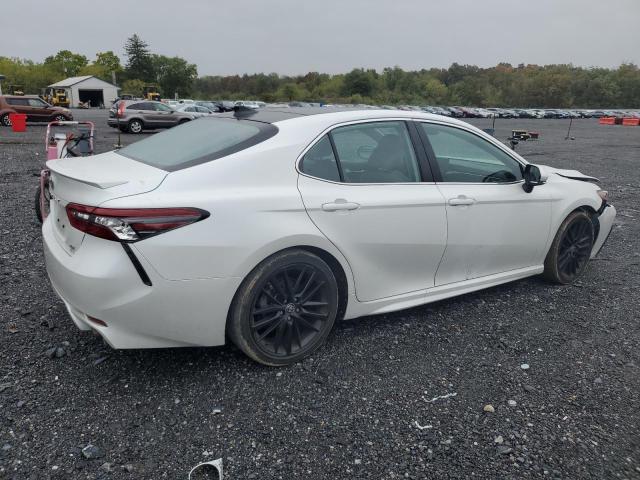 Photo 2 VIN: 4T1K61BK2NU063981 - TOYOTA CAMRY XSE 