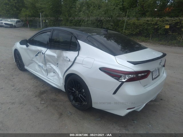 Photo 2 VIN: 4T1K61BK6MU033901 - TOYOTA CAMRY 