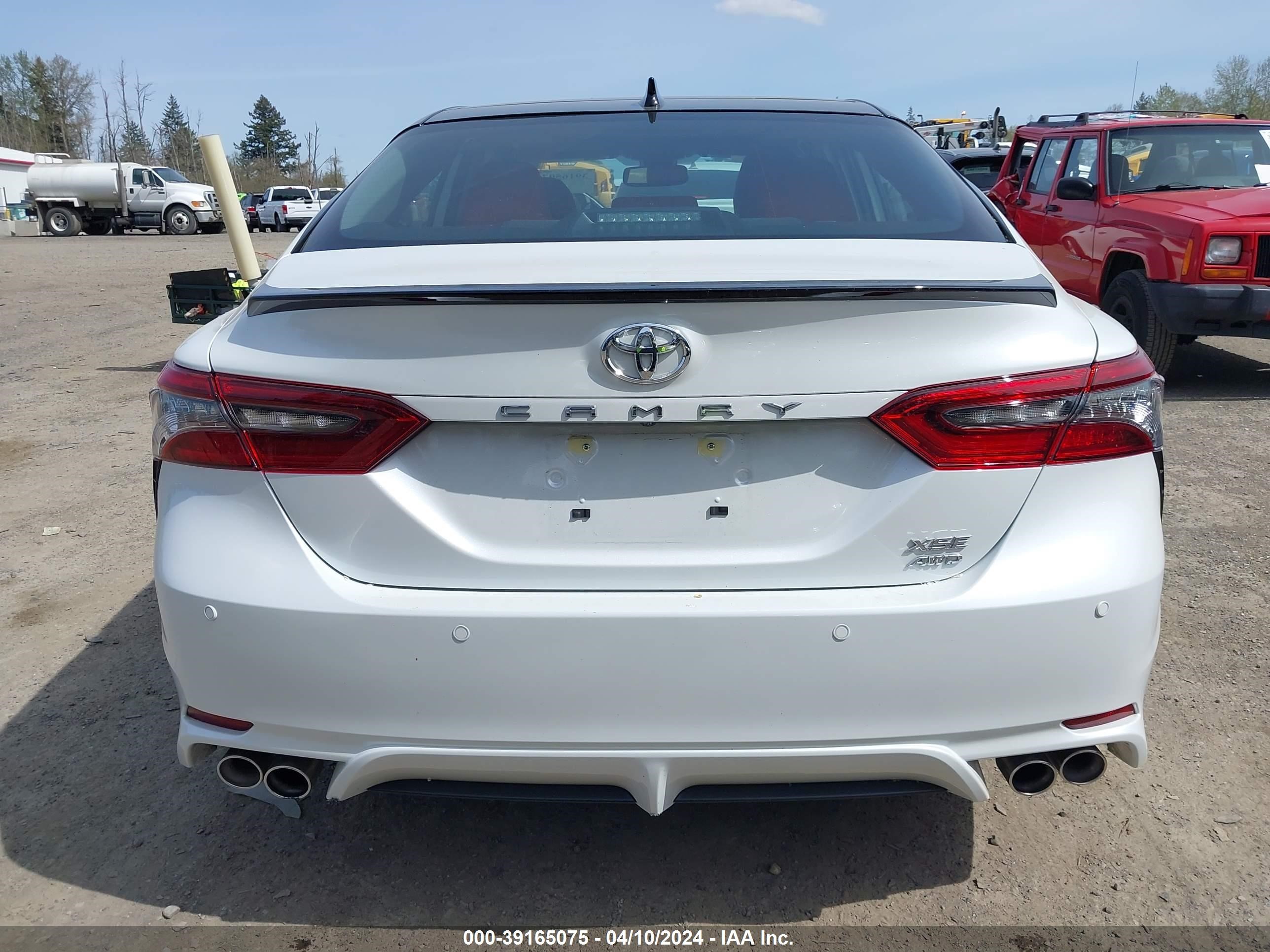 Photo 15 VIN: 4T1K61BKXRU118201 - TOYOTA CAMRY 