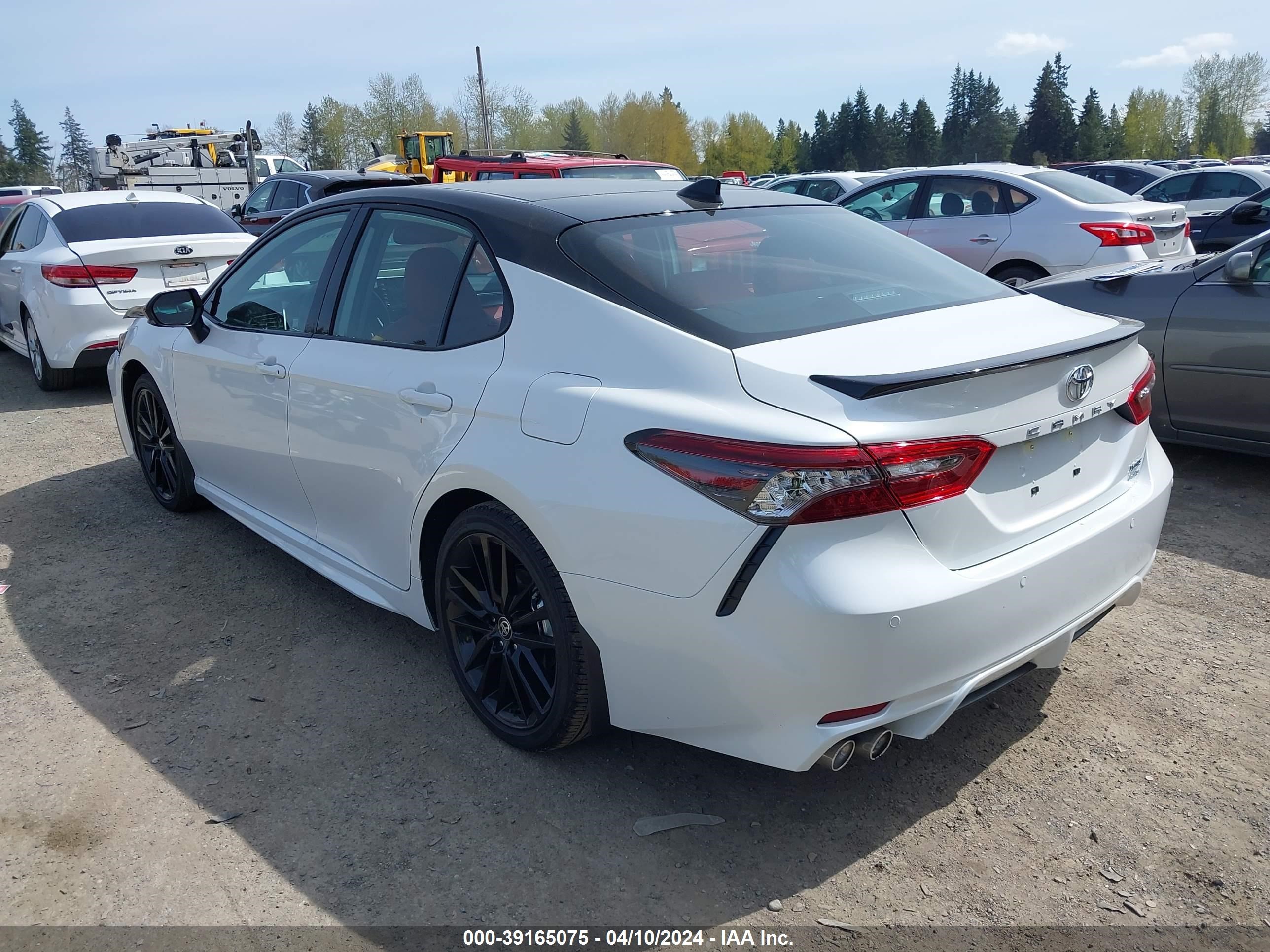 Photo 2 VIN: 4T1K61BKXRU118201 - TOYOTA CAMRY 