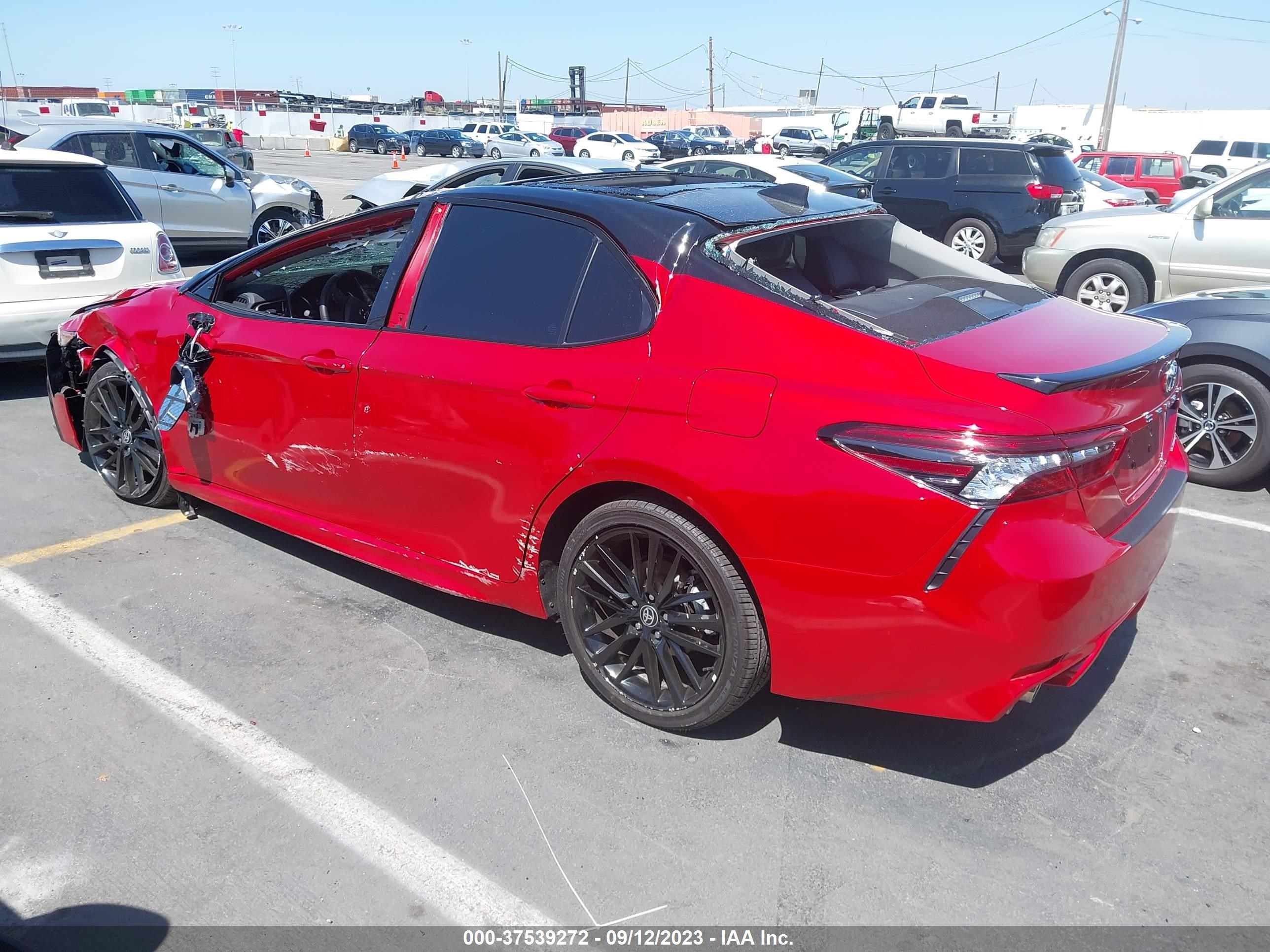 Photo 2 VIN: 4T1KZ1AK0PU079432 - TOYOTA CAMRY 