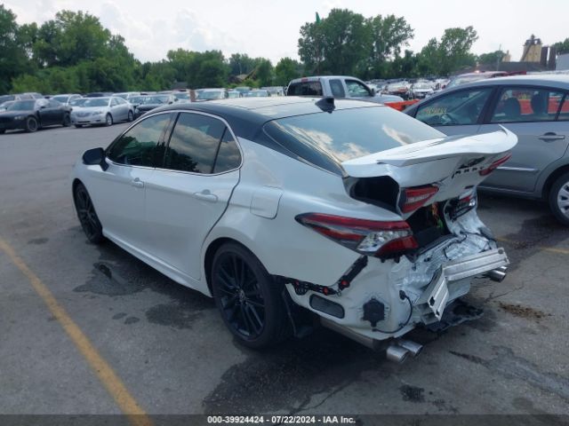 Photo 2 VIN: 4T1KZ1AK1NU069571 - TOYOTA CAMRY 