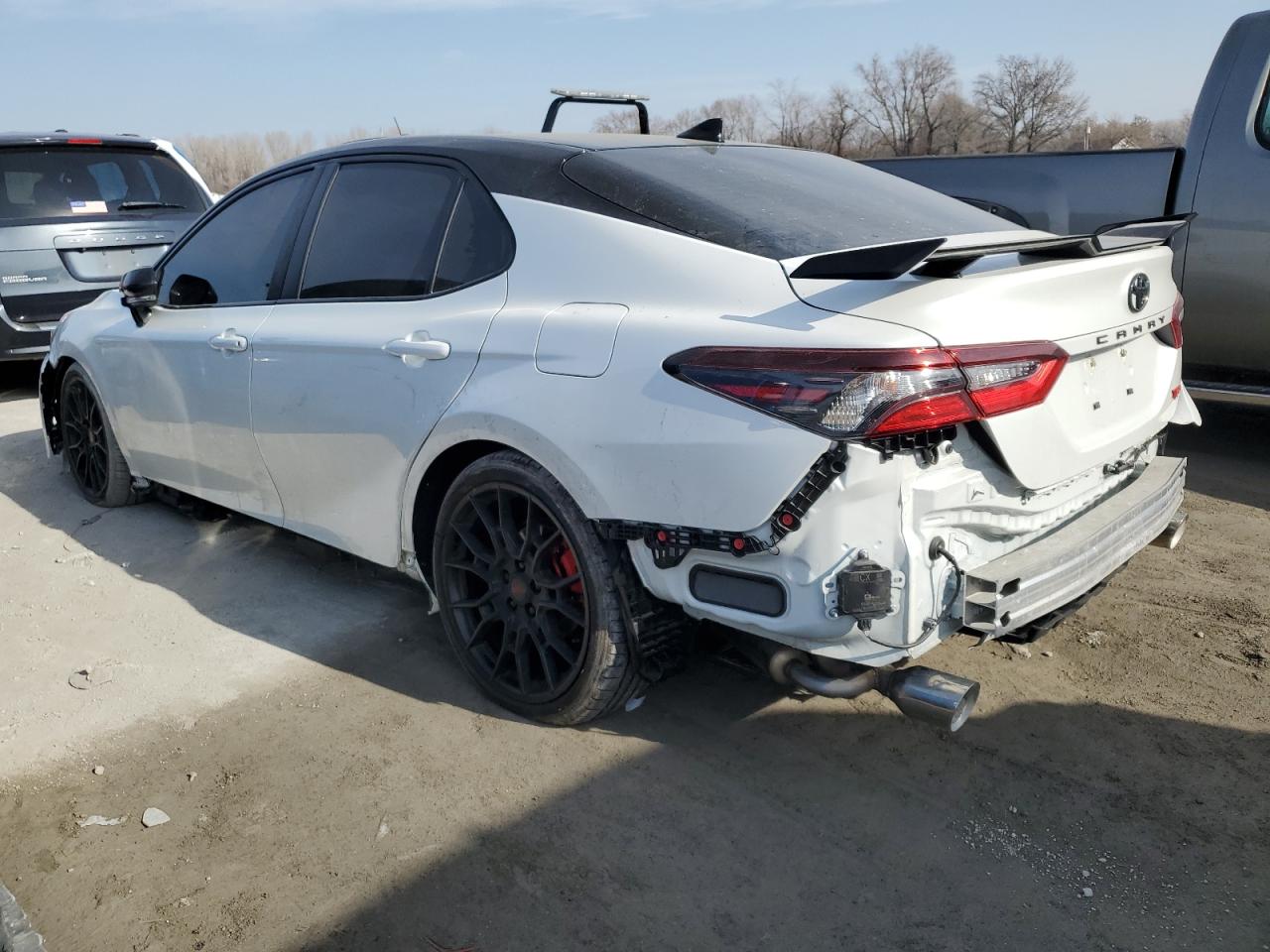 Photo 1 VIN: 4T1KZ1AK1PU080752 - TOYOTA CAMRY 