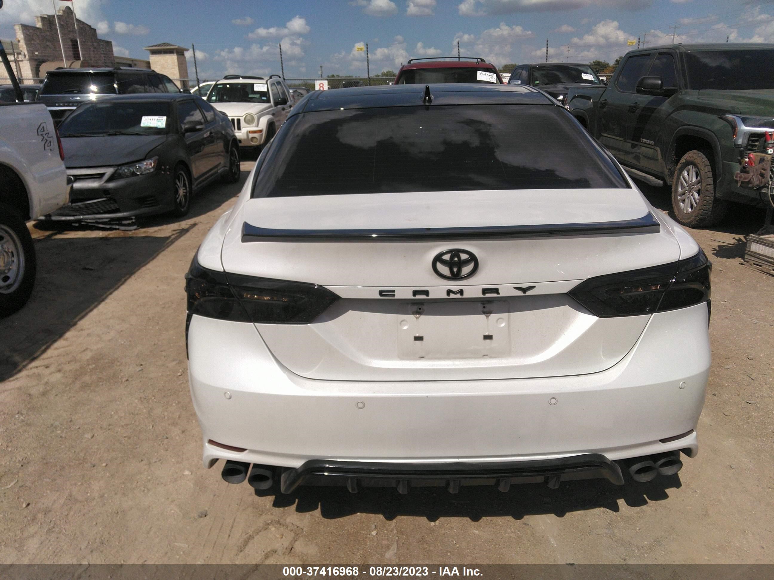 Photo 15 VIN: 4T1KZ1AK2MU055550 - TOYOTA CAMRY 