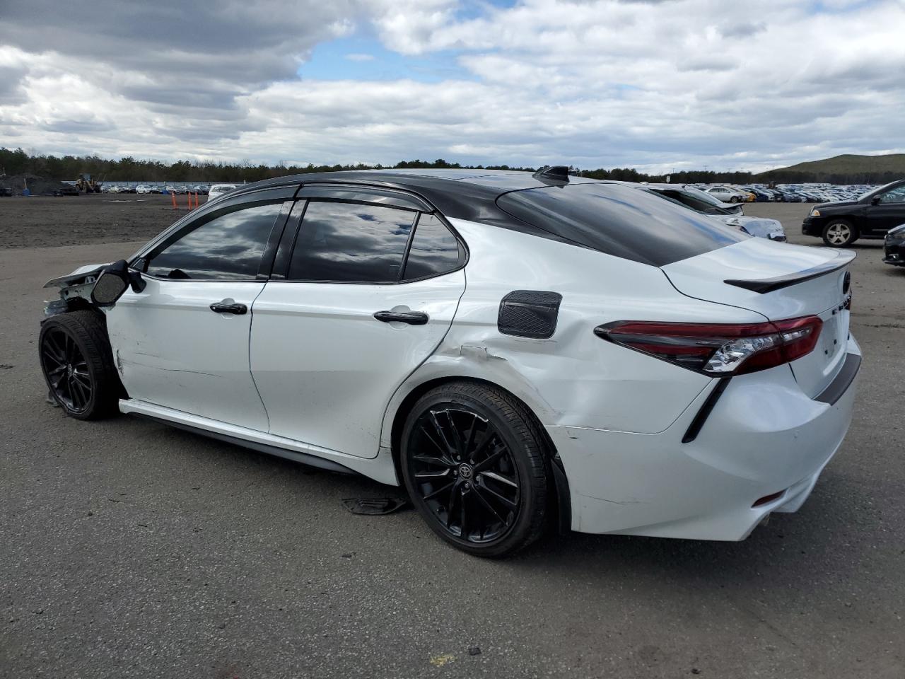 Photo 1 VIN: 4T1KZ1AK3NU070950 - TOYOTA CAMRY 