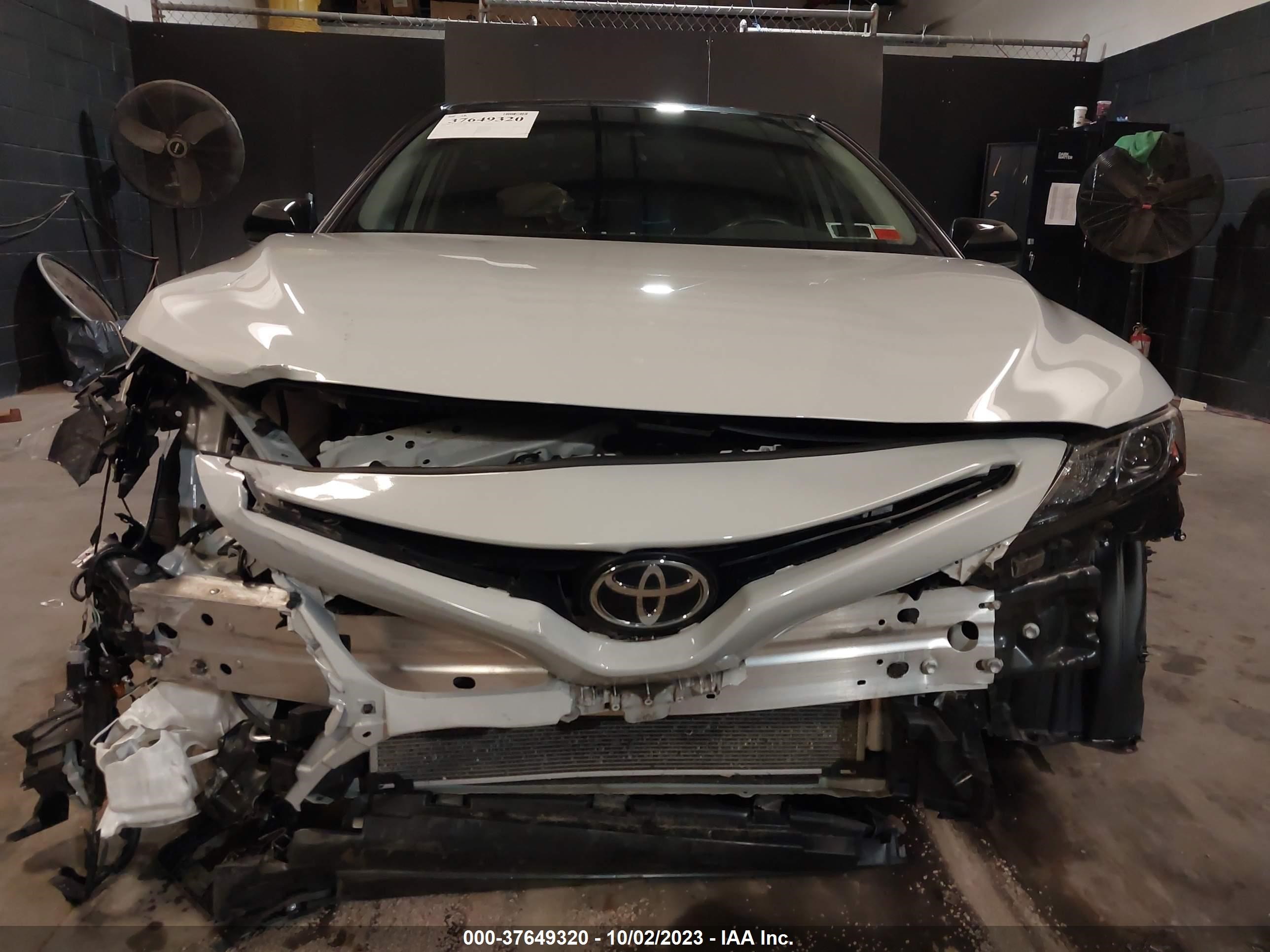 Photo 11 VIN: 4T1KZ1AK9MU059515 - TOYOTA CAMRY 