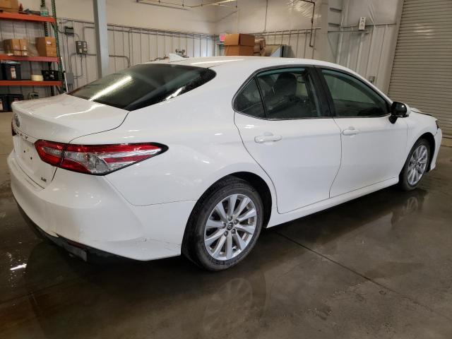 Photo 2 VIN: 4T1L11AK0LU500619 - TOYOTA CAMRY LE 