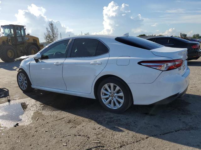 Photo 1 VIN: 4T1L11AK4LU971673 - TOYOTA CAMRY LE 