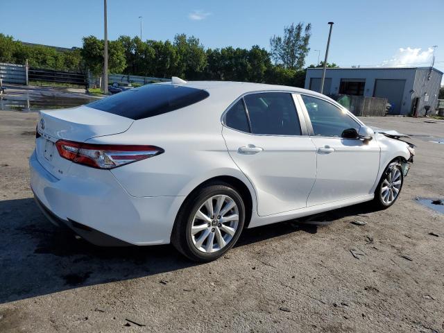 Photo 2 VIN: 4T1L11AK4LU971673 - TOYOTA CAMRY LE 