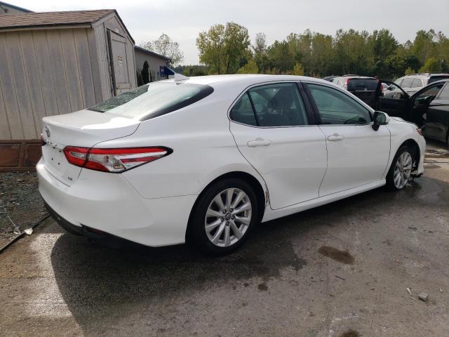 Photo 2 VIN: 4T1L11AK6LU935449 - TOYOTA CAMRY LE 